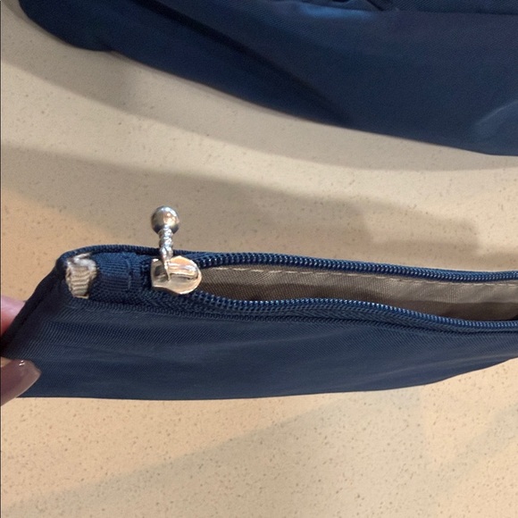 Baggallini Blue Shoulder Bag with Pouch RFID - Picture 8 of 15